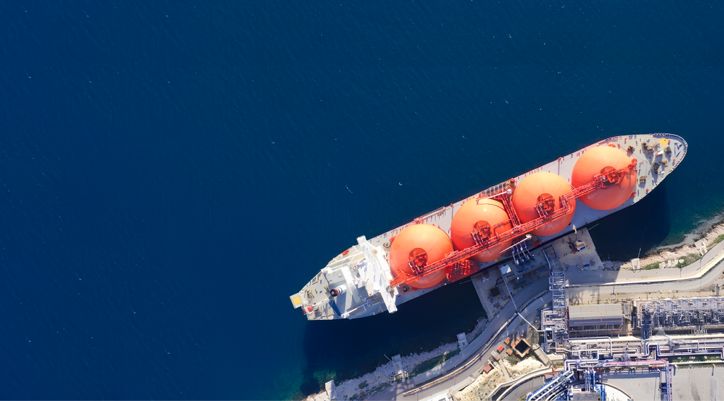 LNG carrier used in international commodity trading
